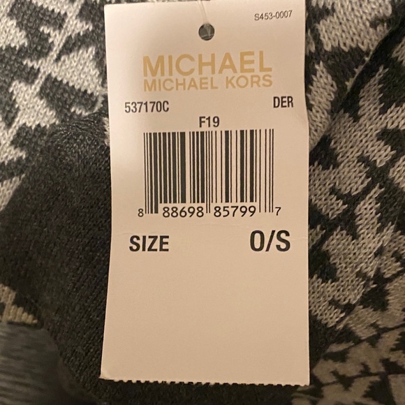 Michael Kors Monogram Black and Cream Scarf - Picture 4 of 4